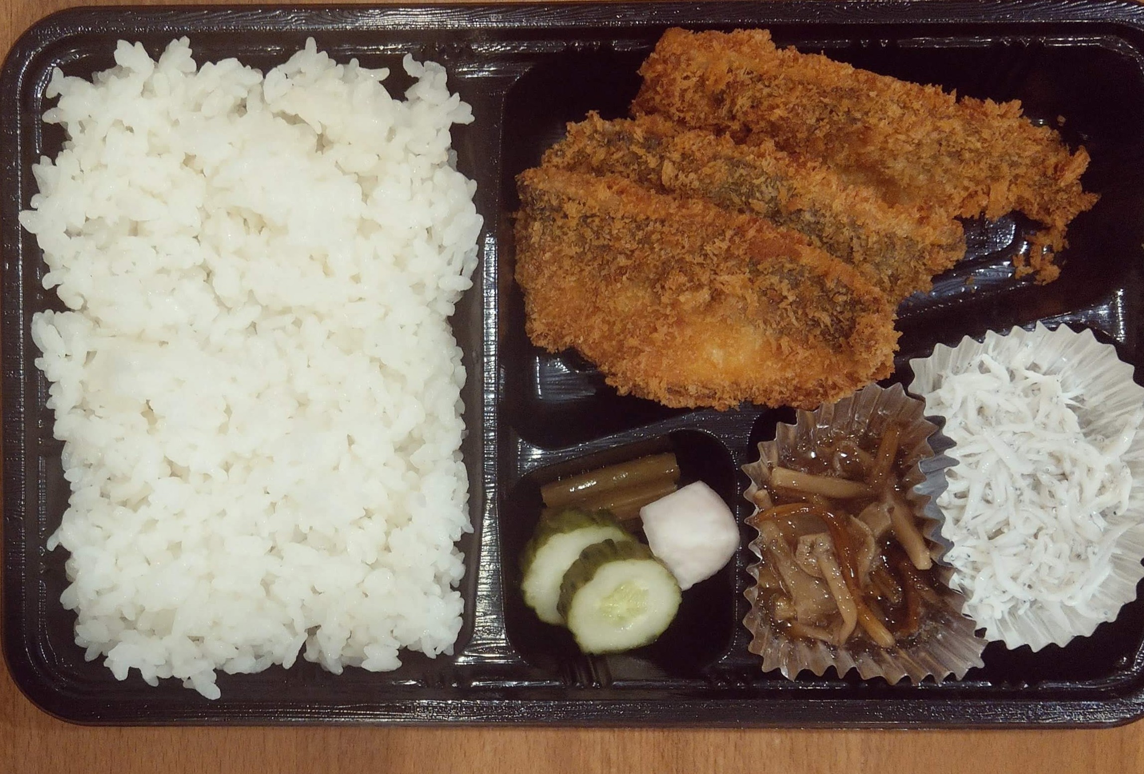 【テイクアウト】マイワシフライ弁当(栗ごはん)